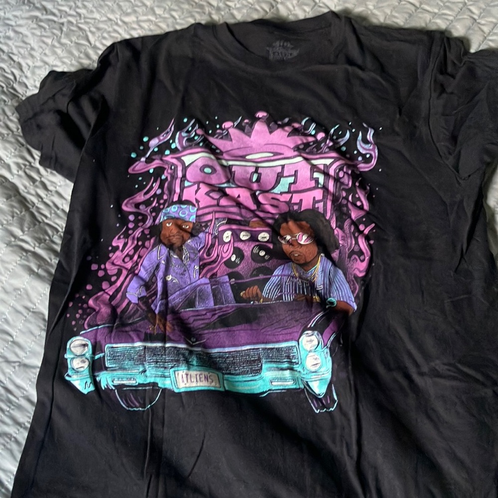 OutKast Graphic T-Shirt
